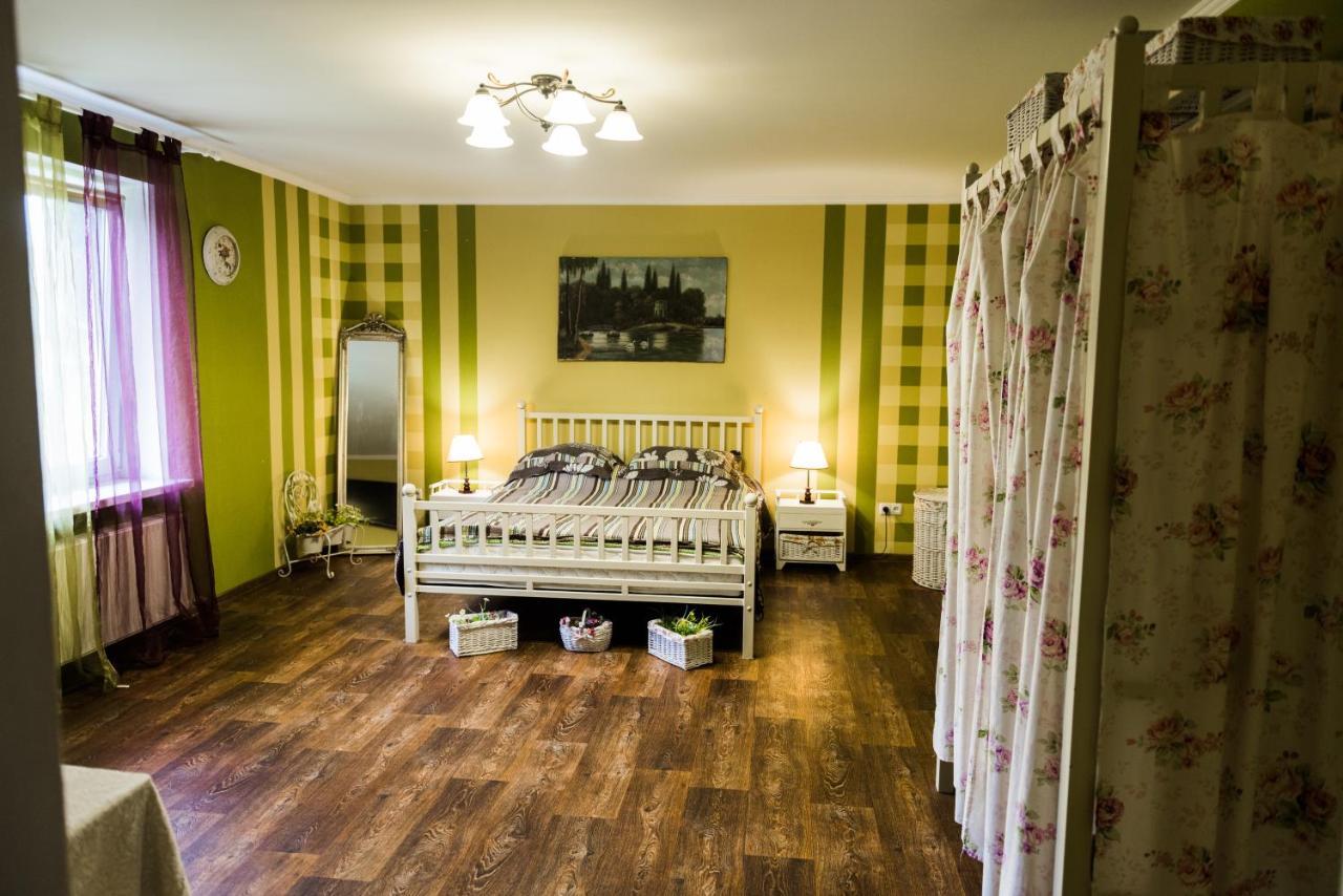 Golden Park Apartments อูมาน ภายนอก รูปภาพ