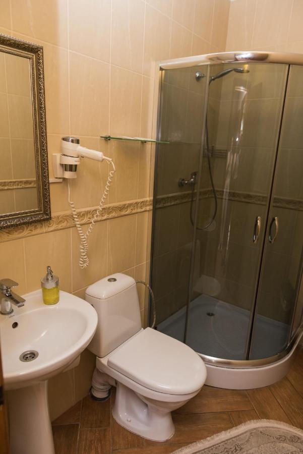 Golden Park Apartments อูมาน ภายนอก รูปภาพ